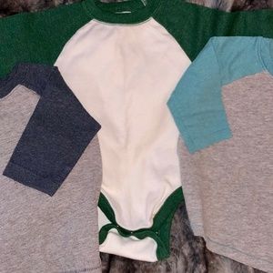 3-pc Old Navy baby shirts/bodysuit sz 12-18mos